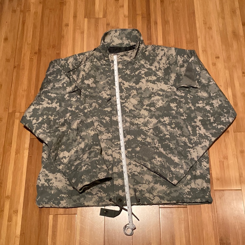 J8 List Chemical Proof Jacket ACU Camo. Mens, Size M.